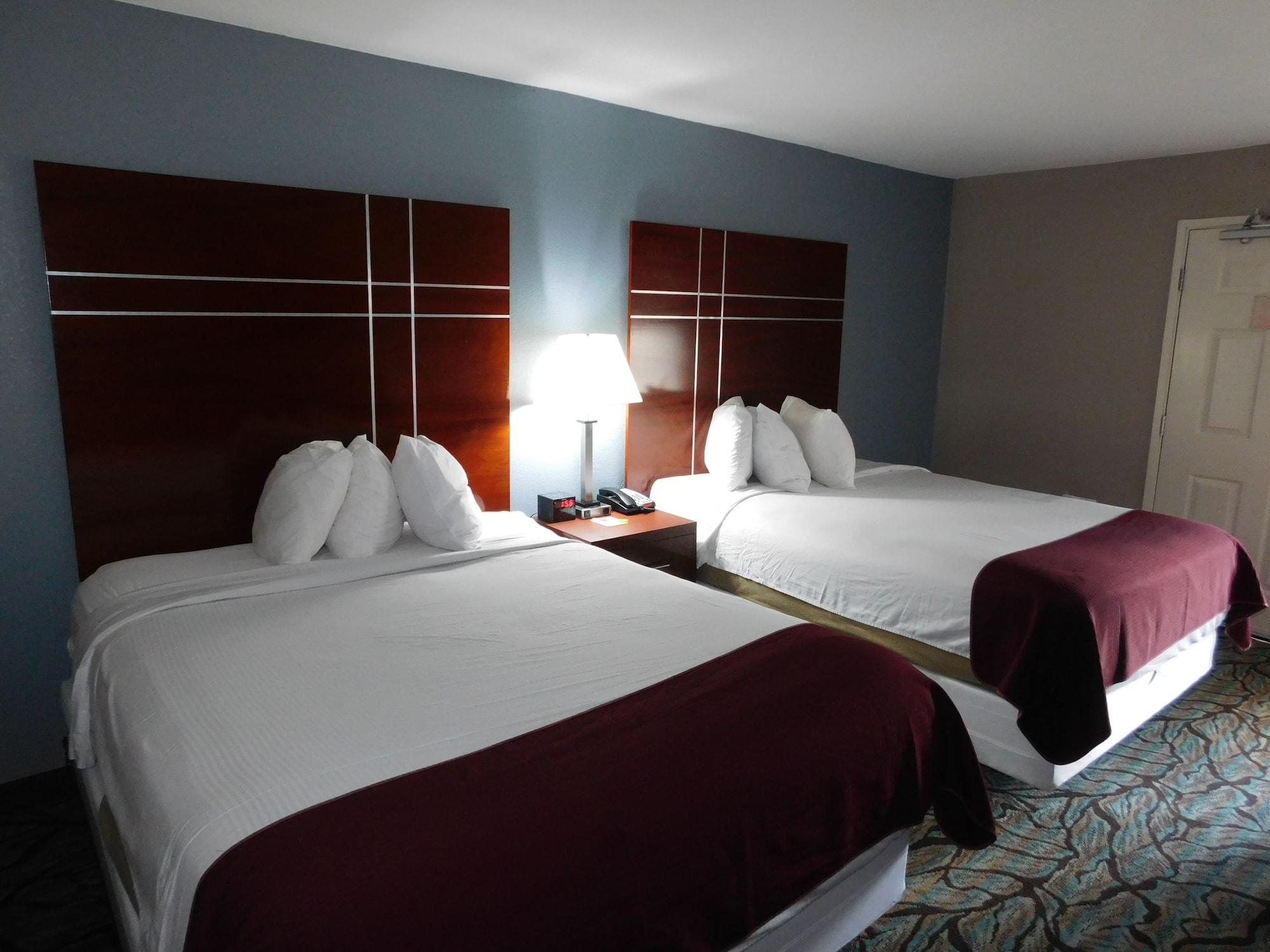 Days By Wyndham West Des Moines -